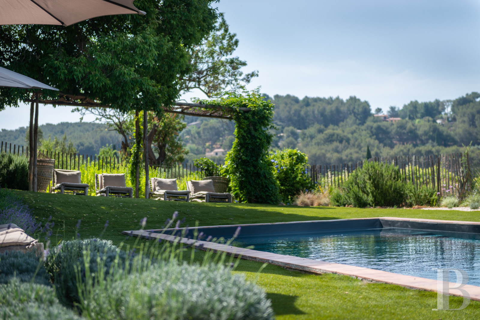 Dans le Var, entre Ollioules et Sanary-sur-Mer, un ancien chai du 17e siècle - photo  n°2